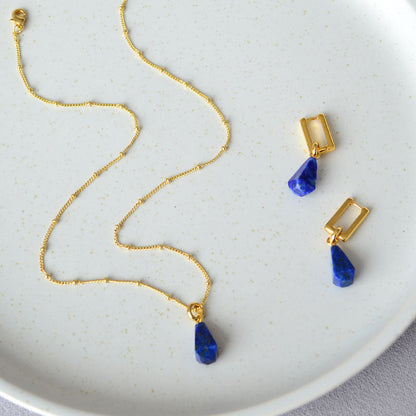 Stunning Gold Necklace for Daily Wear