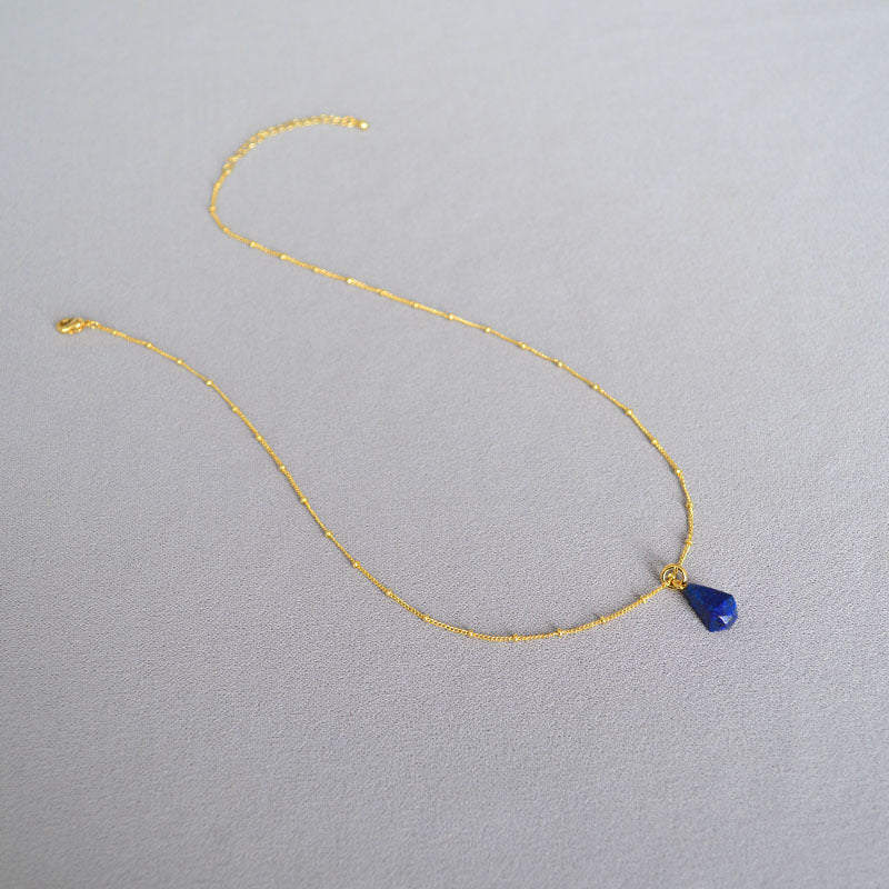 Stunning Gold Necklace for Daily Wear