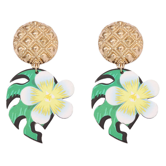 Classic Earring with Timeless Appeal