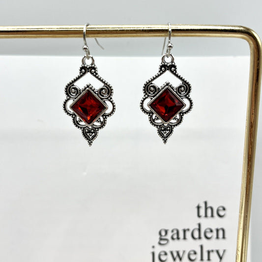 Stunning Silver Earring for Daily Wear