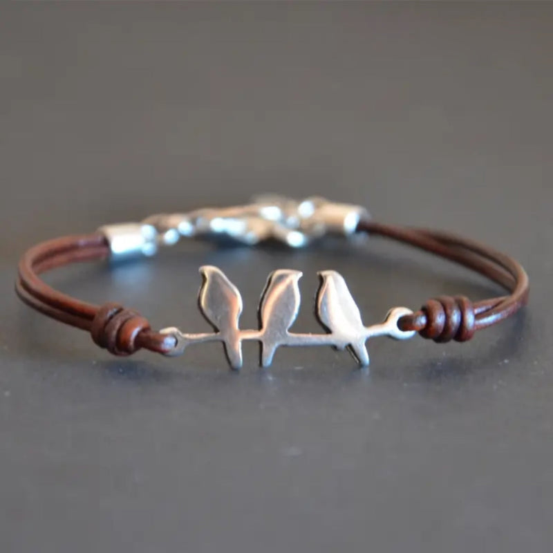 Beautiful Silver Bracelet with Unique Style