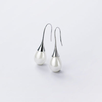 Beautiful Pearl Earring with Unique Style