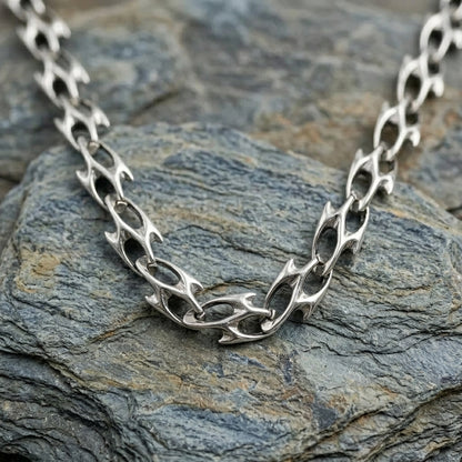 Razorwing Fang Link Chain Necklace