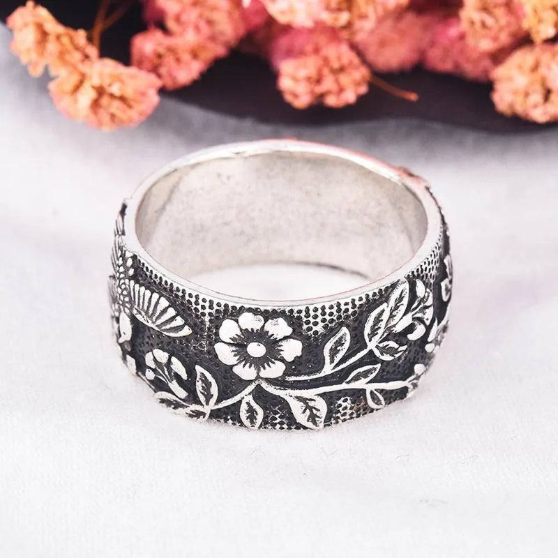 Beautiful Ring with Unique Style