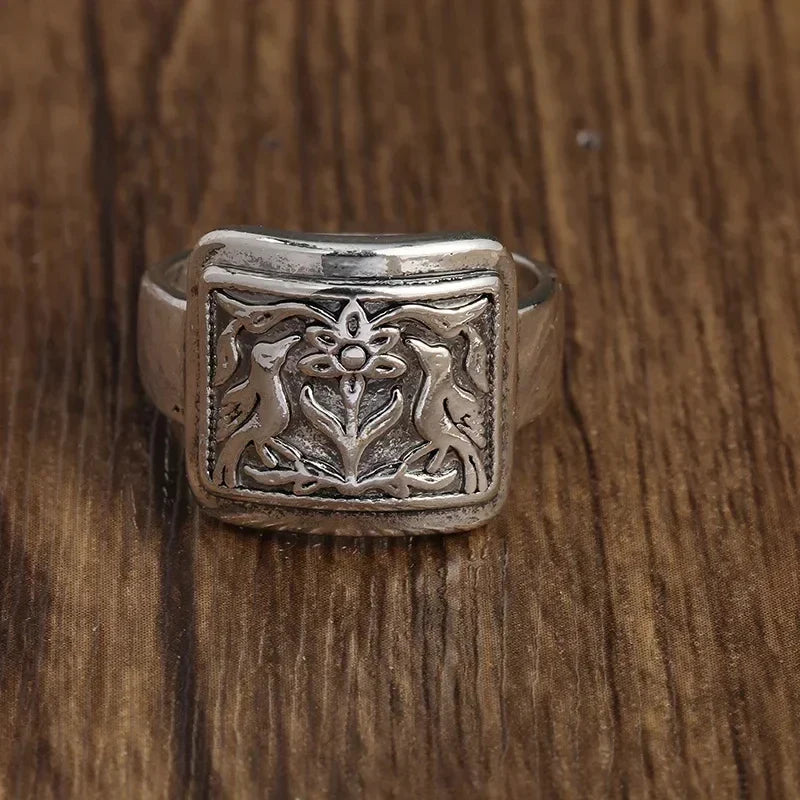 Elegant Silver Ring for Every Occasion