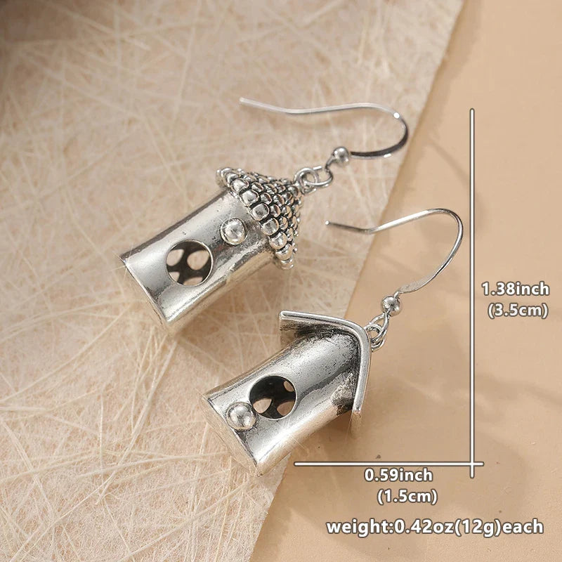 Romantic Silver Earring for Special Moments