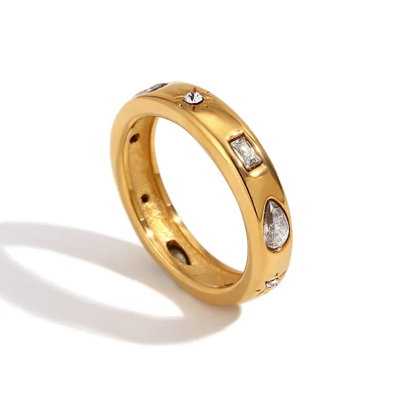 Romantic Gold Ring for Special Moments