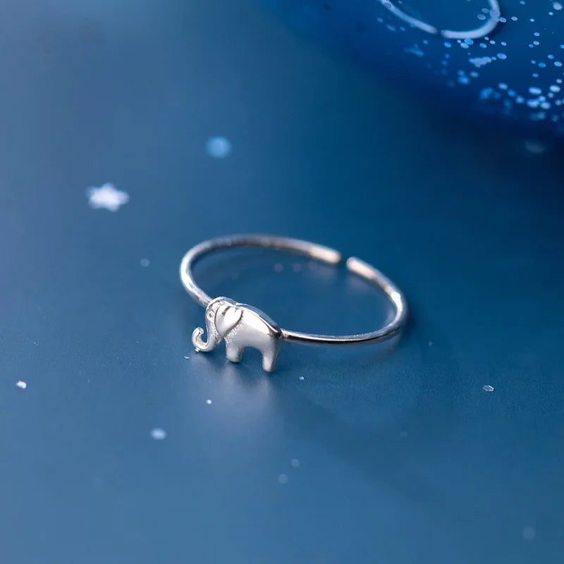 Elegant Silver Ring for Every Occasion