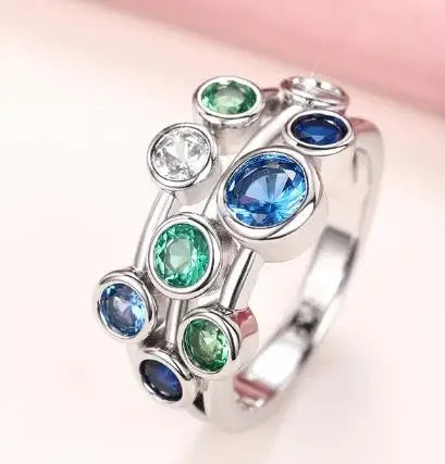 Classic Silver Ring with Timeless Appeal