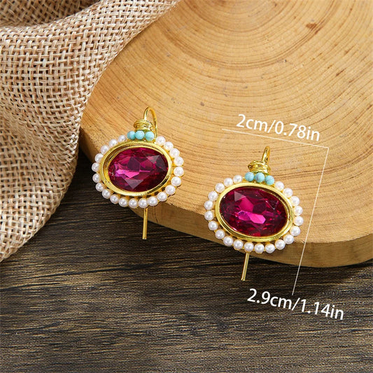Stunning Gold Earring for Daily Wear