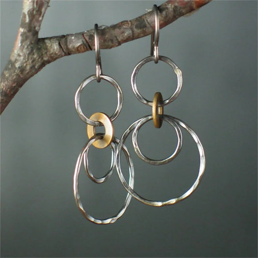 Charming Silver Earring for Any Occasion