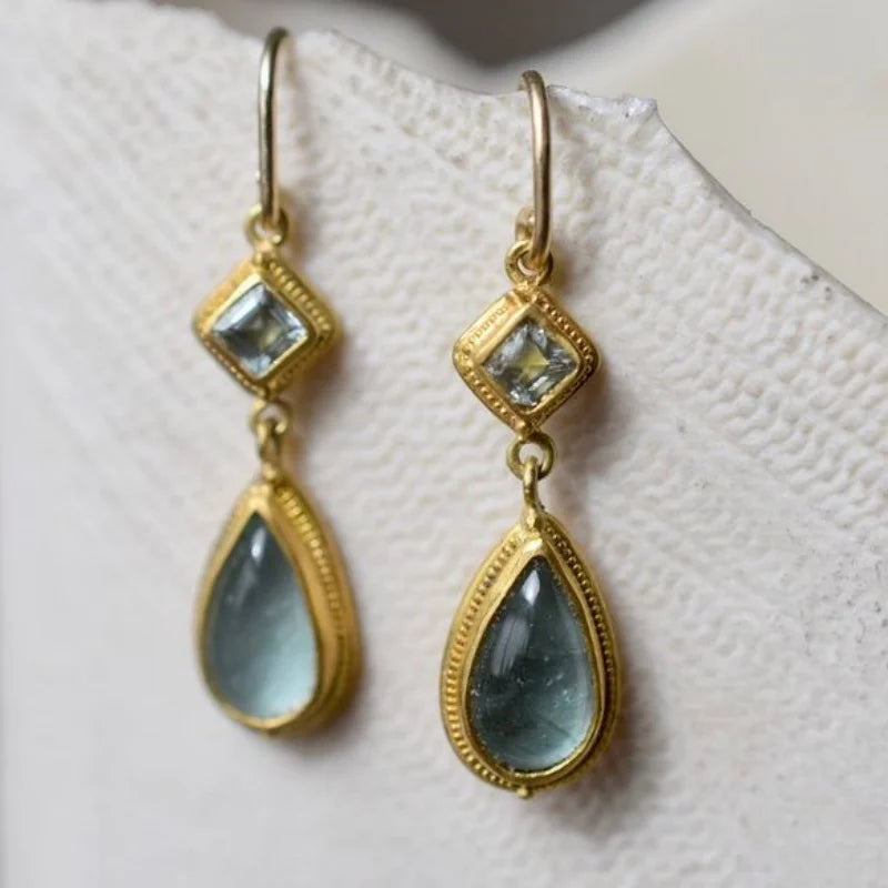 Beautiful Gold Earring with Unique Style