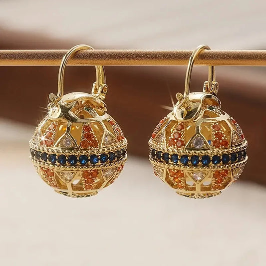 Elegant Gold Earring for Every Occasion