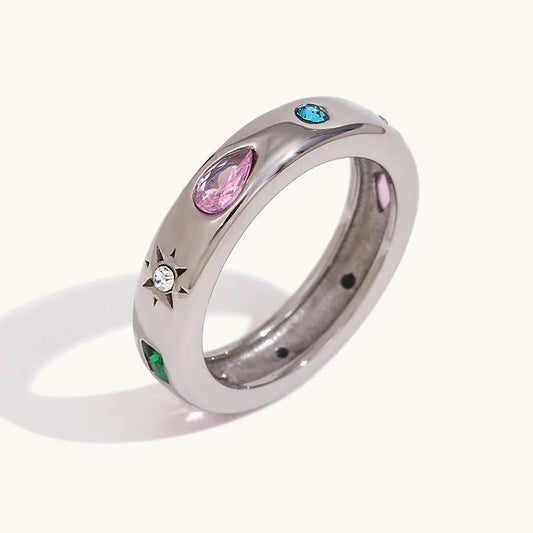 Romantic Gold Ring for Special Moments