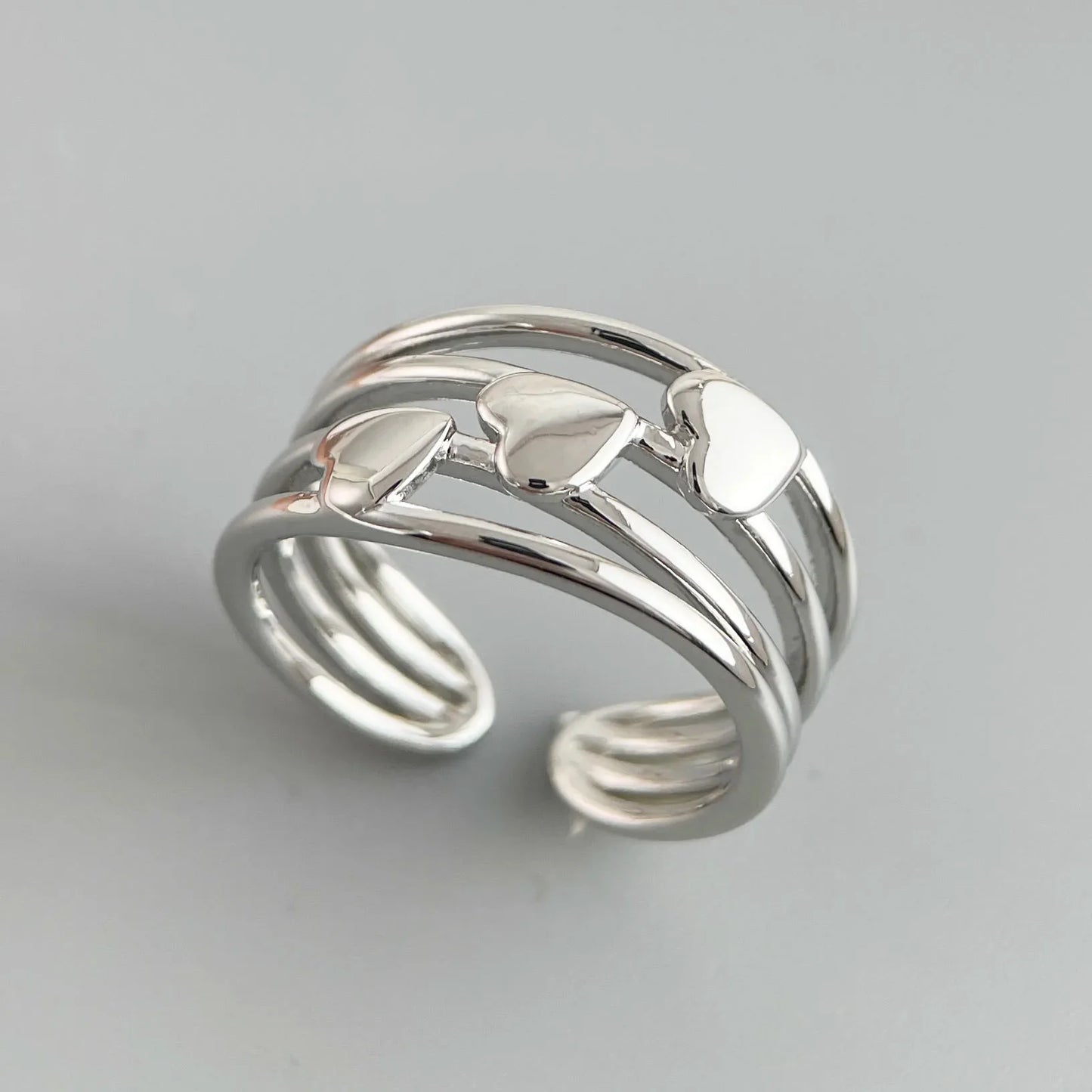 Charming Silver Ring for Any Occasion