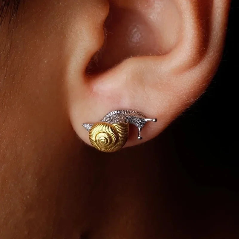 Vintage Handmade Gold Earring