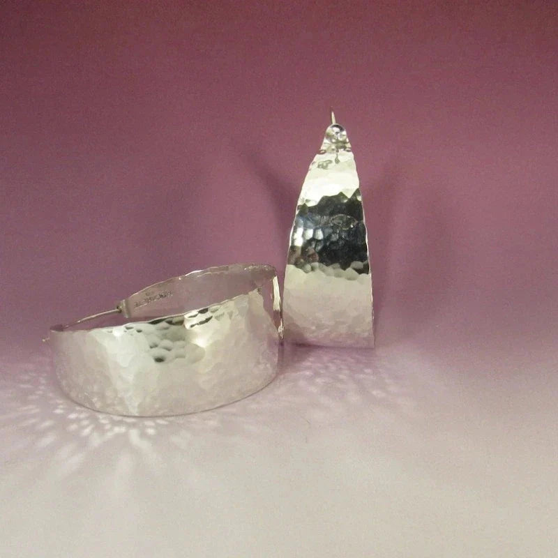 Elegant Silver Earring for Every Occasion