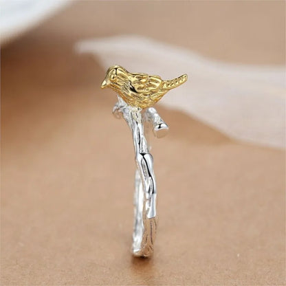 Stunning Gold Ring for Daily Wear