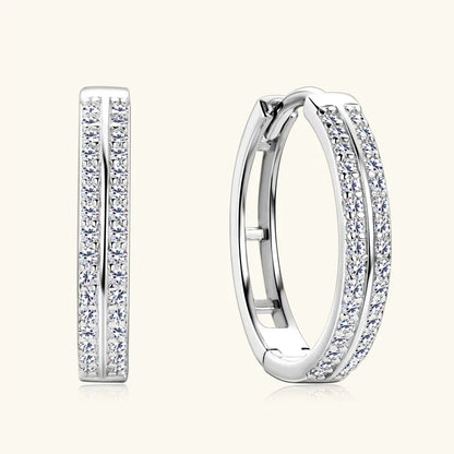 Charming Gold Earring for Any Occasion