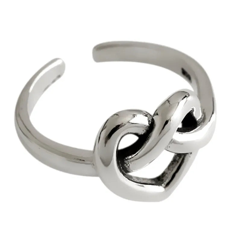 Elegant Silver Ring for Every Occasion