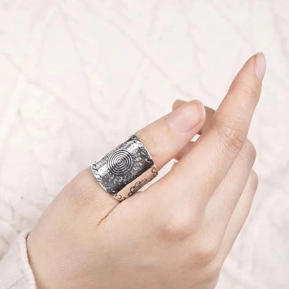 Romantic Silver Ring for Special Moments