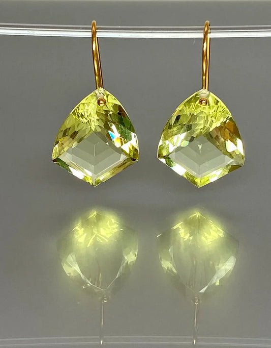 Vintage Handmade Gold Earring