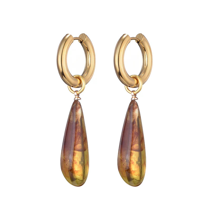 Romantic Gold Earring for Special Moments