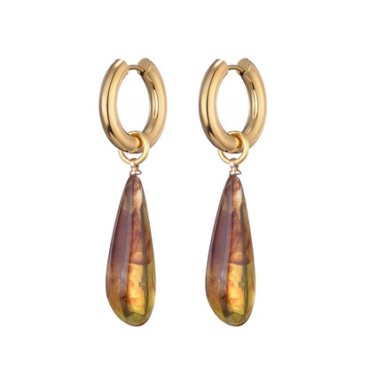 Romantic Gold Earring for Special Moments