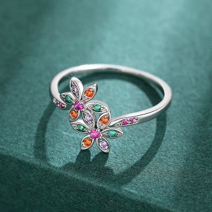 Classic Silver Ring with Timeless Appeal