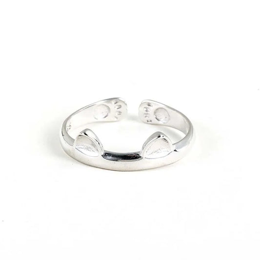 Beautiful Silver Ring with Unique Style
