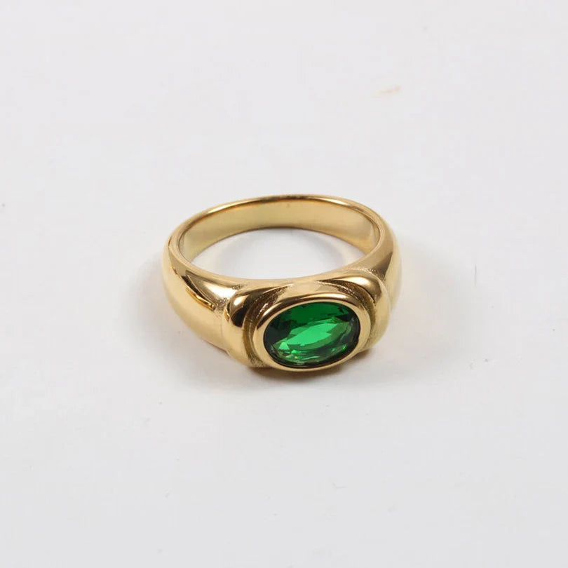 Romantic Gold Ring for Special Moments