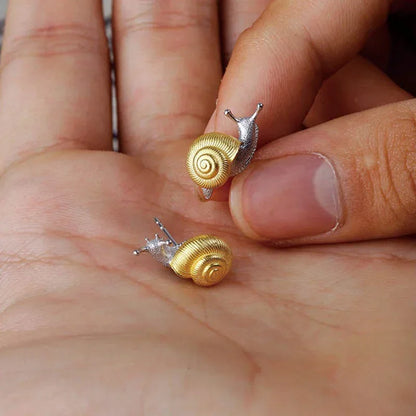 Vintage Handmade Gold Earring
