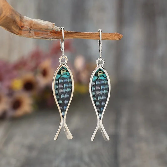 Elegant Silver Earring for Every Occasion