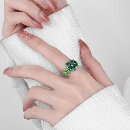 Charming Silver Ring for Any Occasion