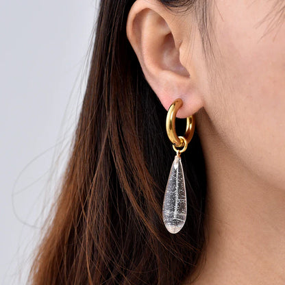 Romantic Gold Earring for Special Moments