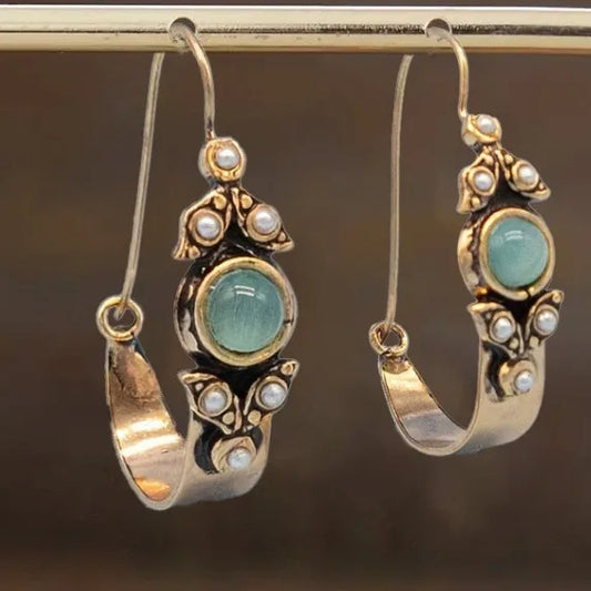Elegant Silver Earring for Every Occasion