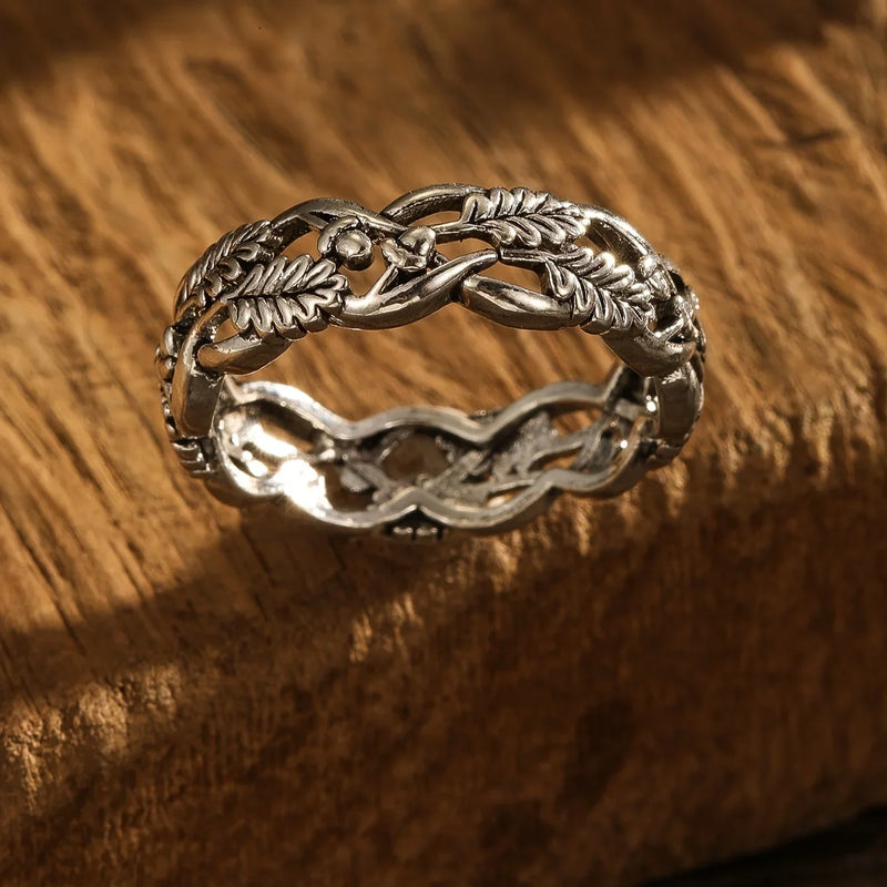 Classic Ring with Timeless Appeal