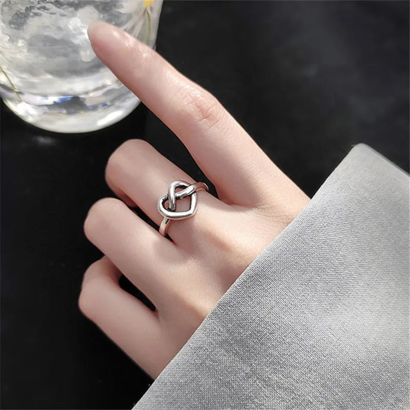 Elegant Silver Ring for Every Occasion