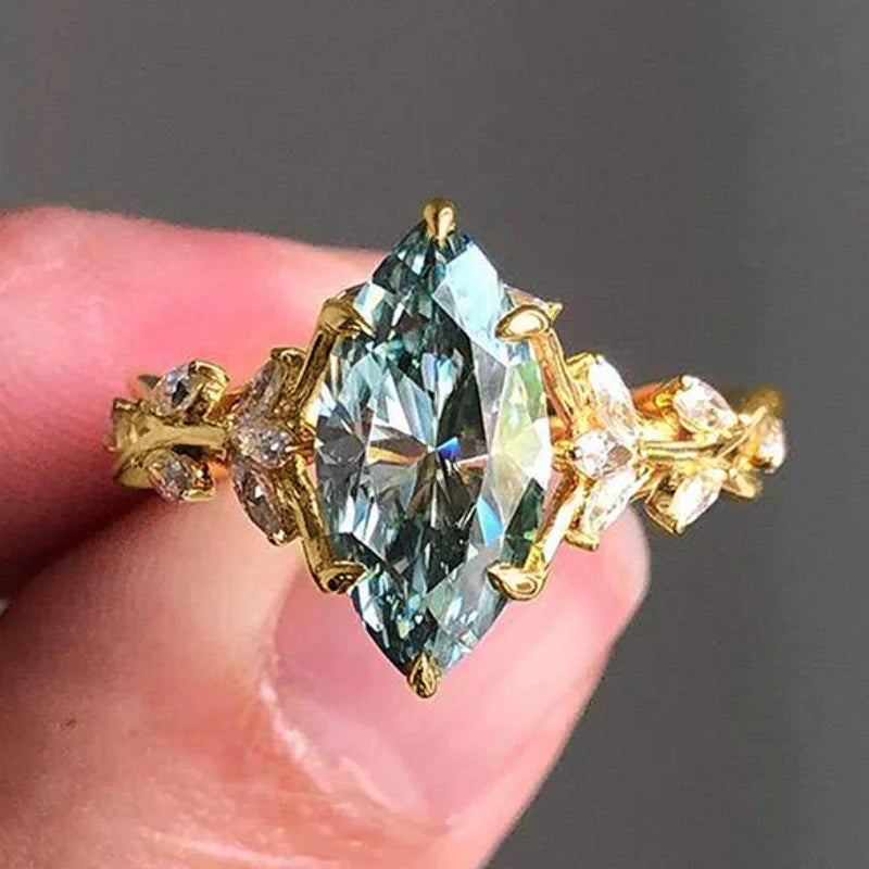 Beautiful Gold Ring with Unique Style