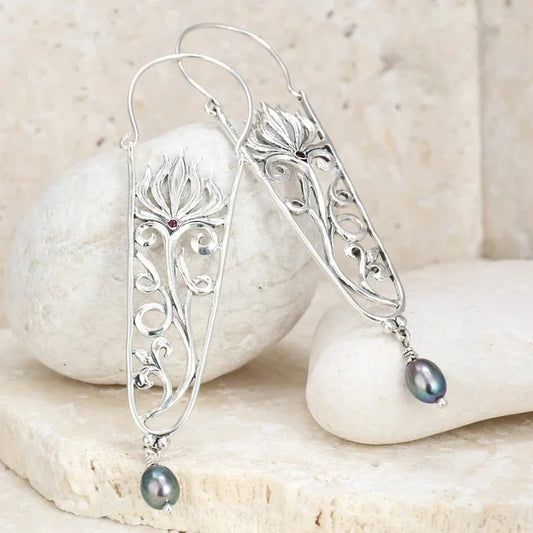 Elegant Silver Earring for Every Occasion