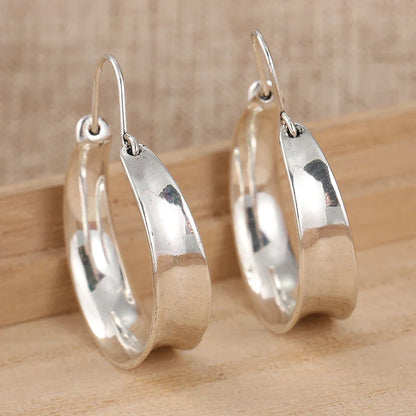 Romantic Silver Earring for Special Moments