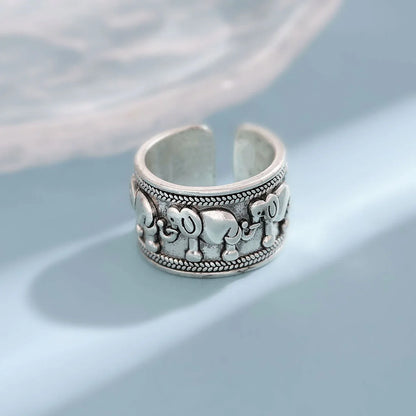 Stunning Silver Ring for Daily Wear