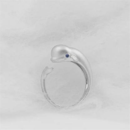 Charming Silver Ring for Any Occasion