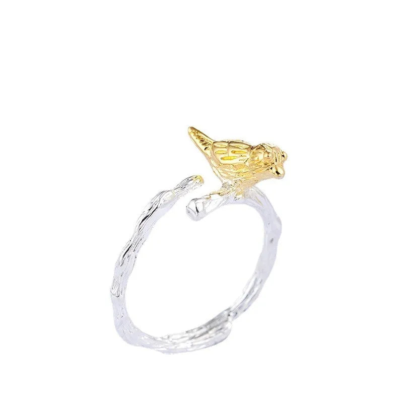 Stunning Gold Ring for Daily Wear