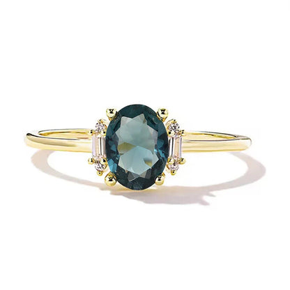 Classic Gold Ring with Timeless Appeal