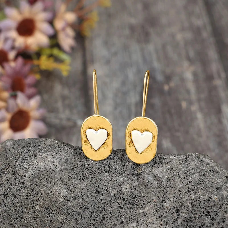 Beautiful Gold Earring with Unique Style