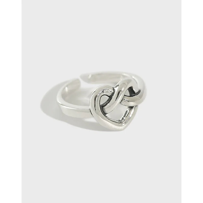 Elegant Silver Ring for Every Occasion