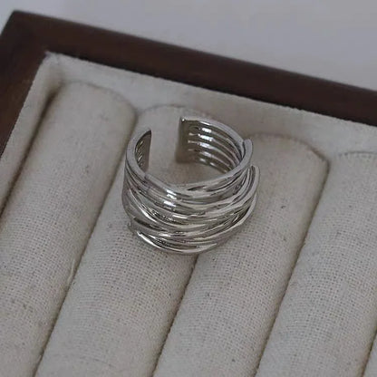 Charming Gold Ring for Any Occasion