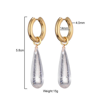 Romantic Gold Earring for Special Moments