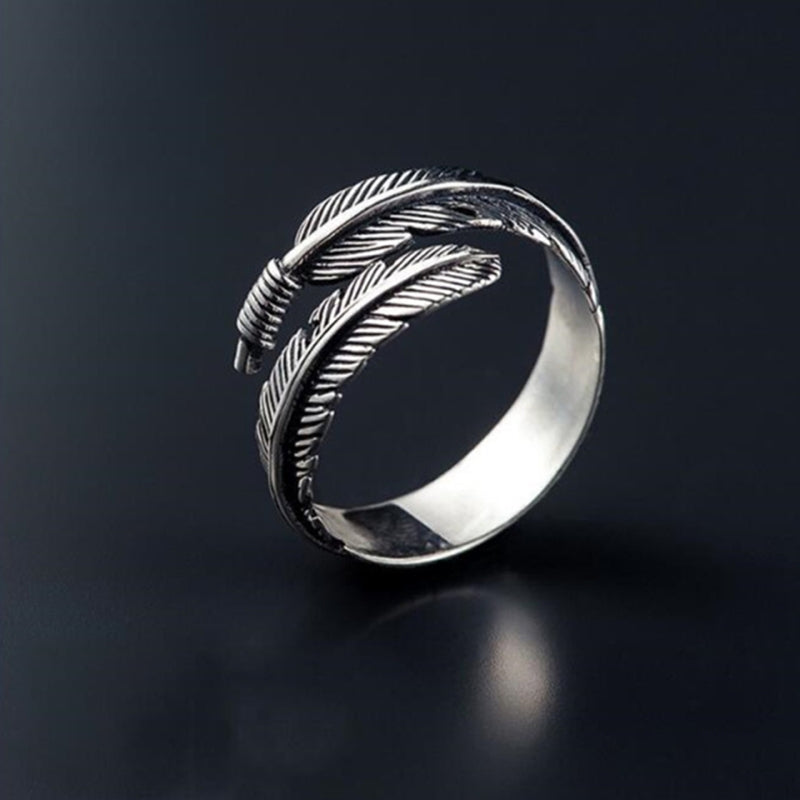 Charming Silver Ring for Any Occasion